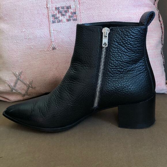 Everlane Boss Boots Black Pebbled Leather - Picture 9 of 13